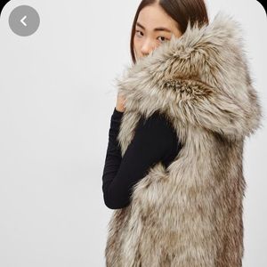 Aritzia Ovid Vest. Brand New with Tags.